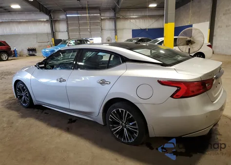 2017 Nissan Maxima 3.5S z USA, uszkodzony, nr VIN 1N4AA6AP1HC444794